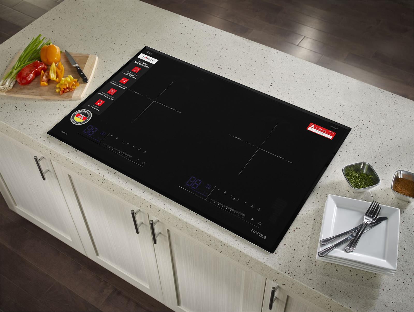 HC-I7323B | 536.61.886 là mẫu bếp từ mới nhất của hãng Hafele, đồng thời là một trong những mẫu bếp từ thành công ở phân khúc trung cấp. HC-I7323B | 536.61.886 là mẫu bếp từ mới nhất của hãng Hafele, đồng thời là một trong những mẫu bếp từ thành công ở phân khúc trung cấp.