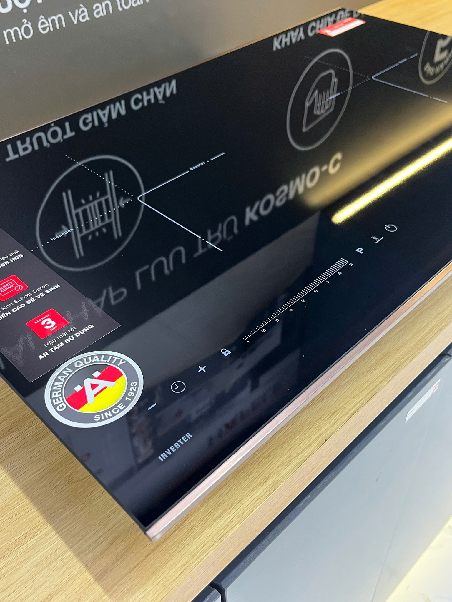 Bếp từ HC-I73242B | 536.61.857 tích hợp công nghệ biến tần Inverter với bộ vi xử lý IC chip lõi kép thông minh và IGBT công suất sản xuất bởi hãng Siemens từ CHLB Đức Bếp từ HC-I73242B | 536.61.857 tích hợp công nghệ biến tần Inverter với bộ vi xử lý IC chip lõi kép thông minh và IGBT công suất sản xuất bởi hãng Siemens từ CHLB Đức