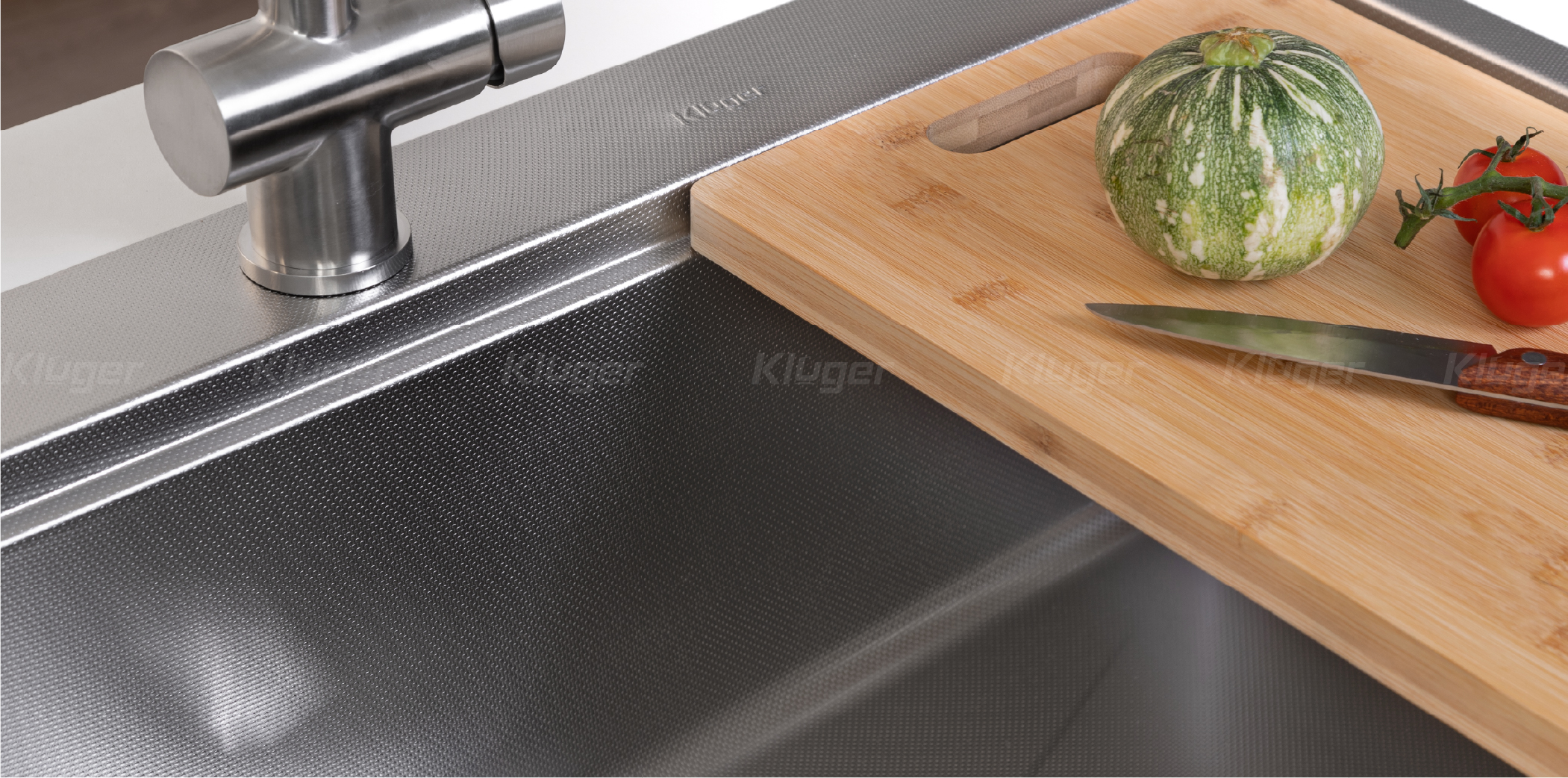 Tích hợp phụ kiện Tích hợp phụ kiện