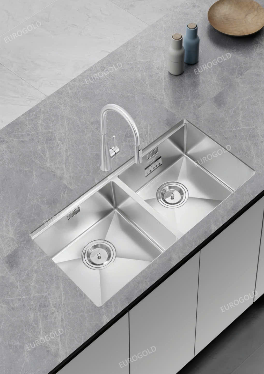 Sự kết hợp hoàn hảo giữa đường nét cong và góc bo mềm mại tạo nên một cảm giác thẩm mỹ đẹp mắt và tinh tế. Sự kết hợp hoàn hảo giữa đường nét cong và góc bo mềm mại tạo nên một cảm giác thẩm mỹ đẹp mắt và tinh tế.