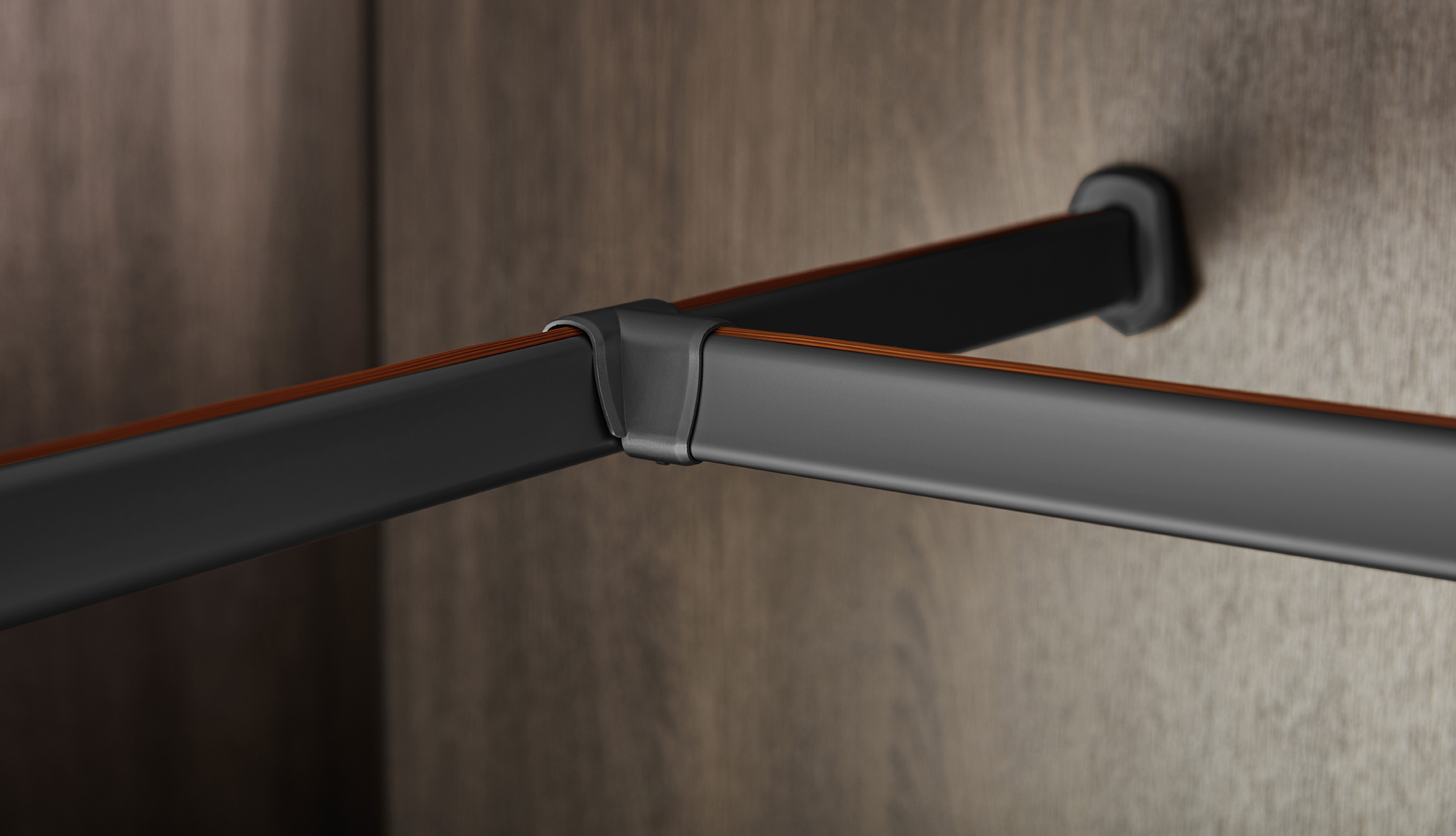 Đế góc hợp kim kẽm màu đen Eurogold ETT103M