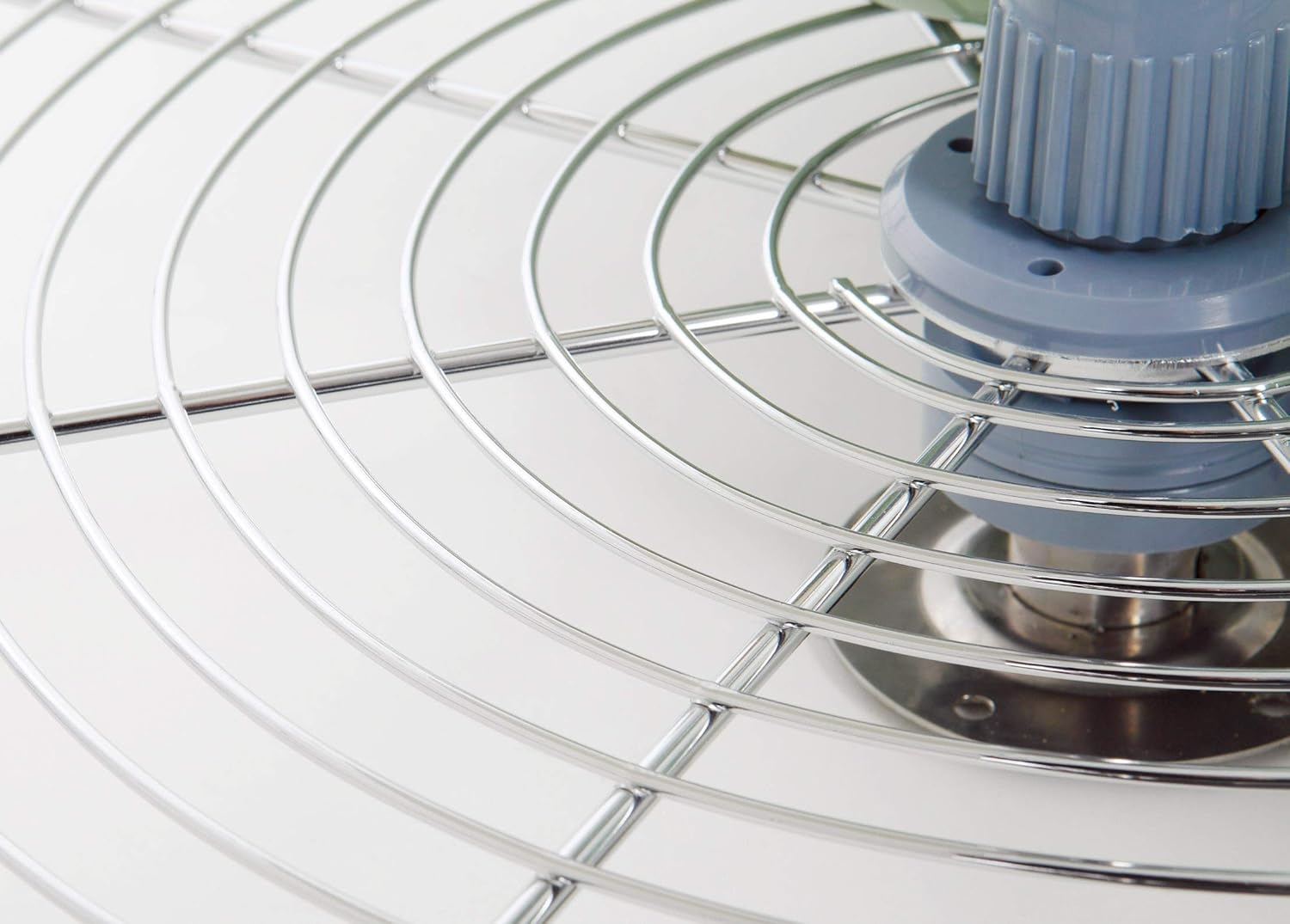 Mâm xoay góc 4/4 mở 360º Inox 304 nan tròn Eurogold EP360A | EXT36080 còn được xem là một vật trang trí giúp cho căn bếp trở nên sáng và đẹp hơn Mâm xoay góc 4/4 mở 360º Inox 304 nan tròn Eurogold EP360A | EXT36080 còn được xem là một vật trang trí giúp cho căn bếp trở nên sáng và đẹp hơn