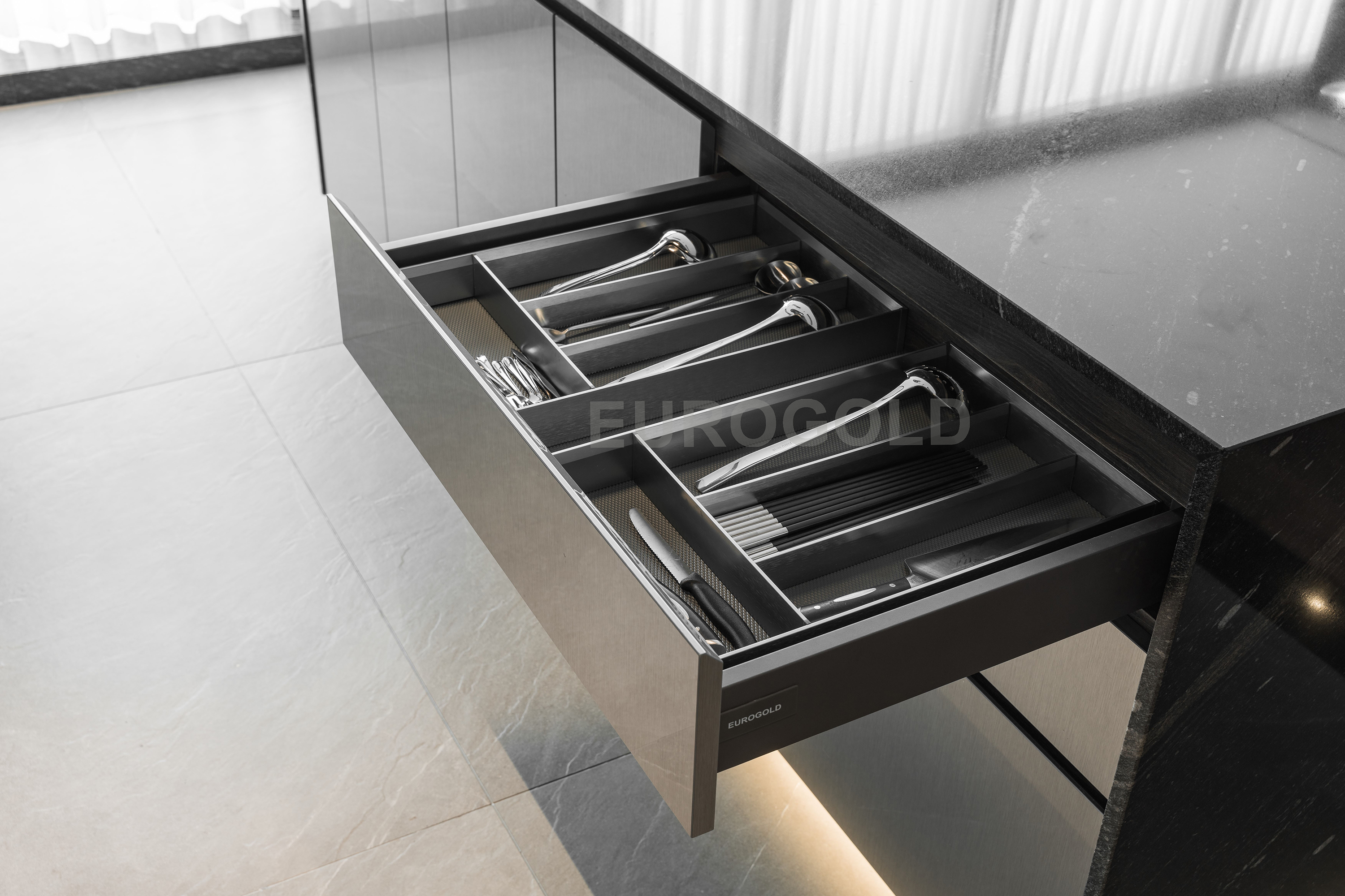 Ray hộp chuyên dụng cho khay chia Eurogold EUSE3G