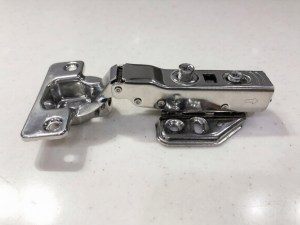 ban-le-giam-chan-inox-304-loai-cong-nua-newera-699b