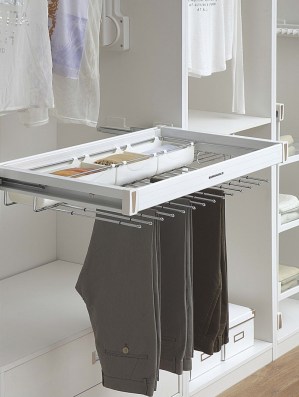 gia-vat-quan-au-va-trang-suc-eurogold-eva560-eva570-eva580-eva590