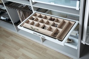 khay-dung-trang-suc-mau-trang-hafele