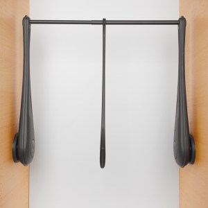 moc-treo-ao-di-dong-servetto-se03lab00