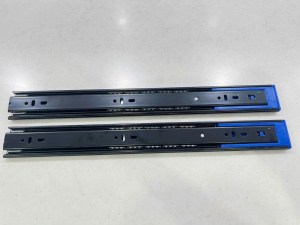 ray-bi-3-tang-giam-chan-thep-ma-mau-den-newera-ne4512