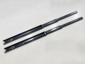 ray-bi-3-tang-khong-giam-chan-thep-ma-mau-den-newera-ne4510a