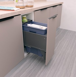 thung-rac-eurogold-ea300