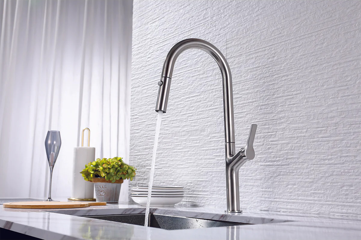 Vòi rửa bát Hafele LUX-P HT25-SH1F449 | 570.85.045 được trang bị thiết kế đầu vòi dạng cổ rút thông minh, mang lại sự tiện lợi tối đa trong quá trình sử dụng Vòi rửa bát Hafele LUX-P HT25-SH1F449 | 570.85.045 được trang bị thiết kế đầu vòi dạng cổ rút thông minh, mang lại sự tiện lợi tối đa trong quá trình sử dụng