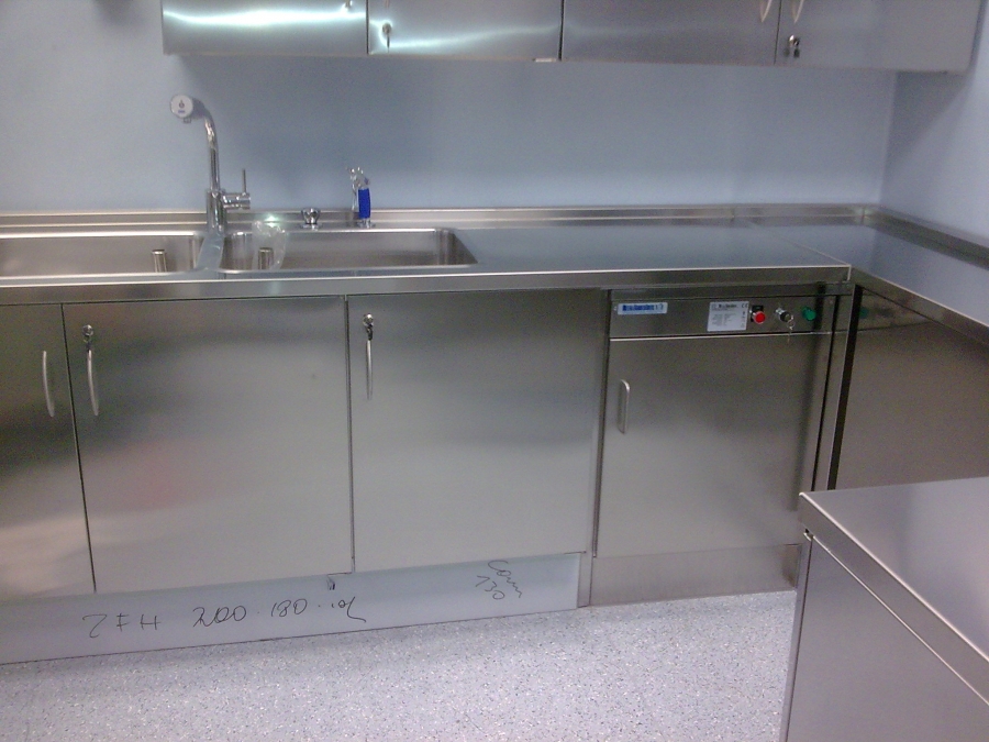 Mẫu tủ bếp inox đẹp TB-HSN06