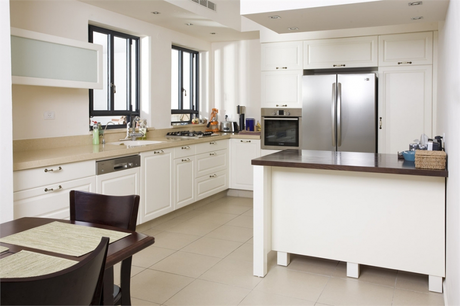 Mẫu tủ bếp MDF TB-HSN10