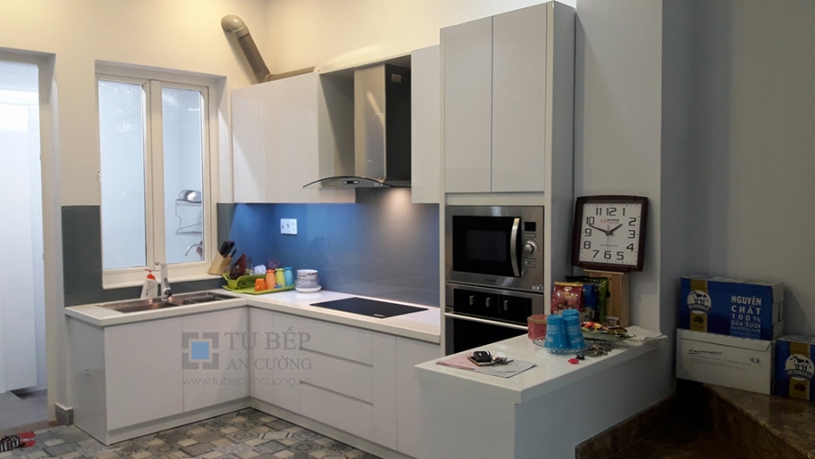 Mẫu tủ bếp Acrylic TB-HSN30