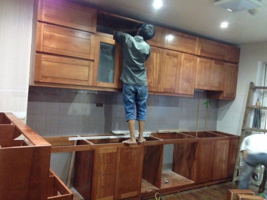 Mẫu tủ bếp gỗ xoan đào đẹp TB-HSN17