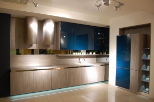 Mẫu tủ bếp có quầy bar đẹp TB-HSN20